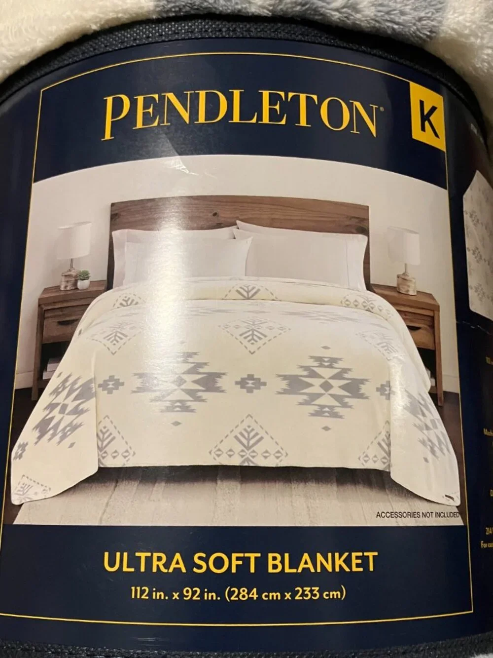 *NEW* Pendleton Plush Throw - King 112